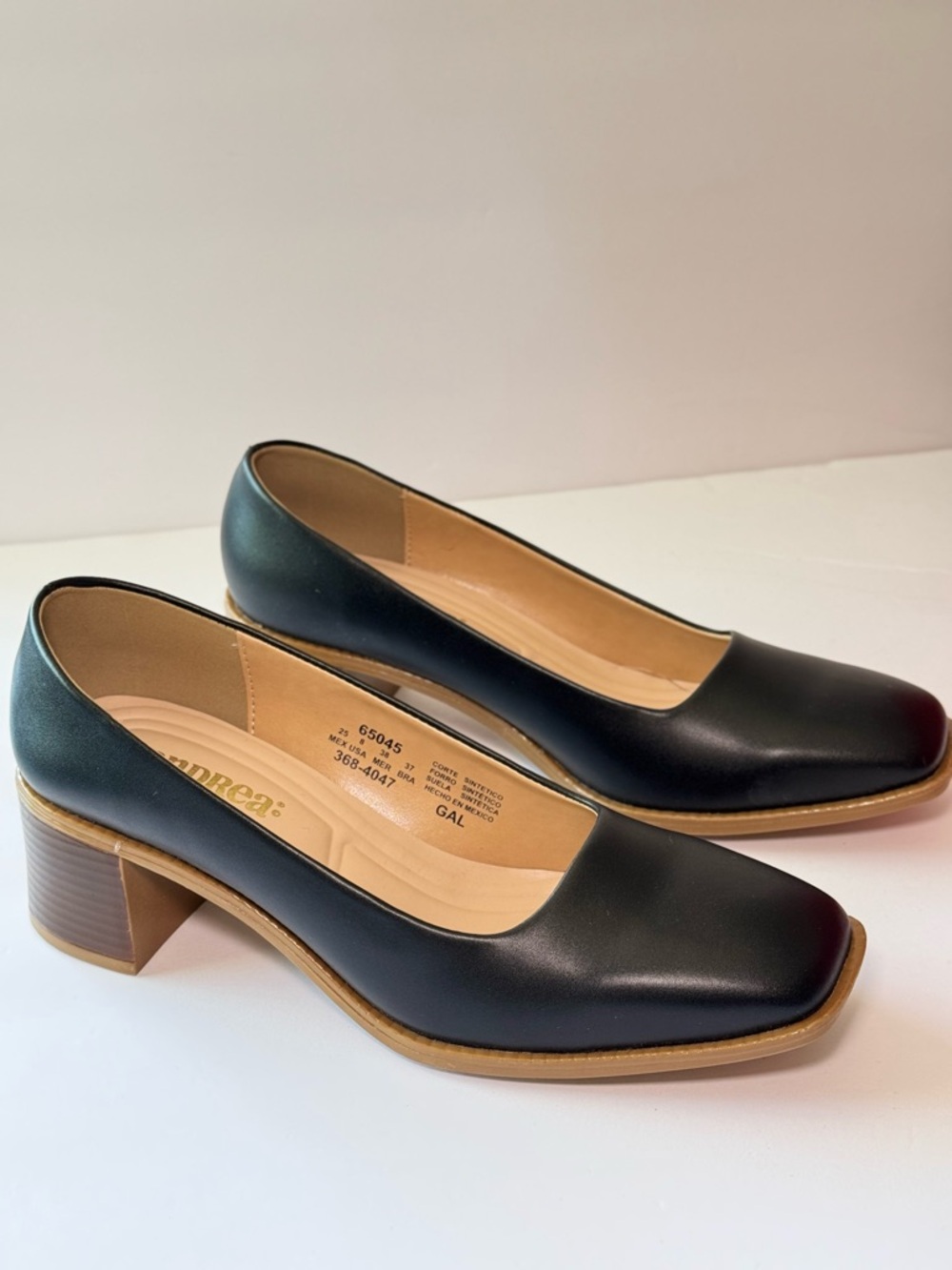 Classic Black Block Heel Pumps - Women's Dress Shoes
